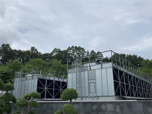 冷卻塔填料：方形冷卻塔的清除工作一般有幾種方案(圓