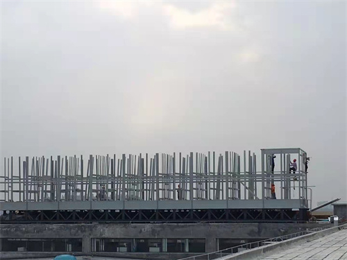 冷卻塔維修廠家,介紹方形逆流式冷卻塔的優(yōu)勢(逆流式冷卻塔維修廠家報價