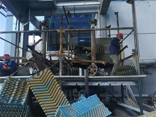 方形冷卻塔的組成與安裝(225噸方形冷卻塔安裝步驟)
